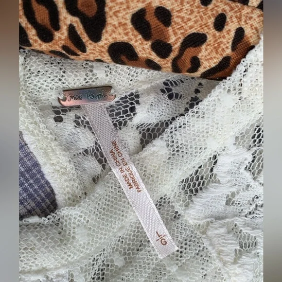 FREE PEOPLE BOHO IVORY/OFF WHITE MODERN ROMANCE SHEER LACE TOP - Picture 9 of 13